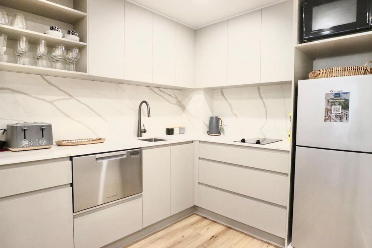 617 Hastings Street Metres To The Beach 누사 외부 사진